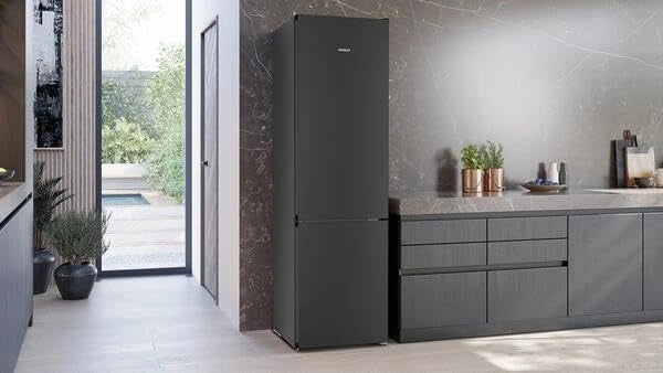 Lodówka Siemens KG39N2XAG – oświetlenie LED, system bezszronowy, pojemność 363 l, wymiary 203 x 60 cm, do kuchni